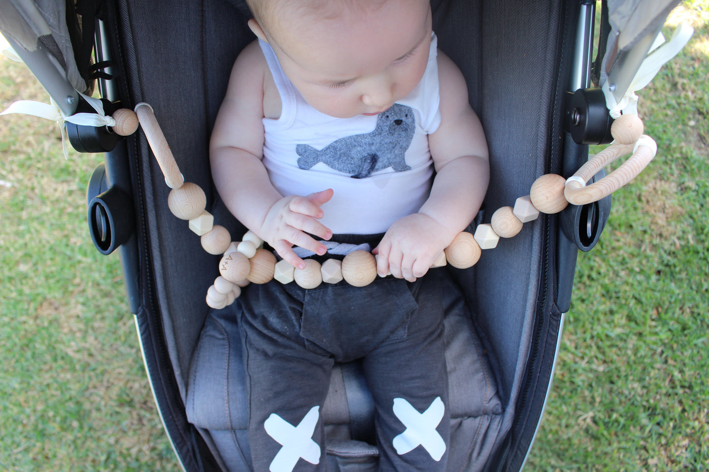 Lunar Pram Garland