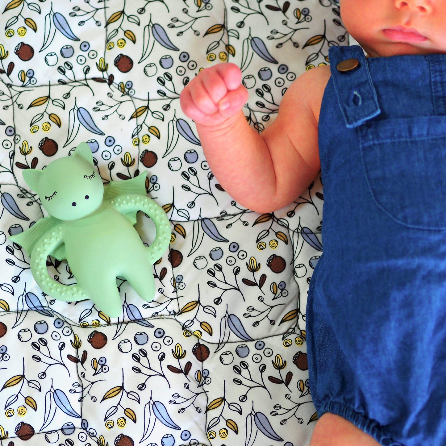 Bat Hevea Rubber Teether